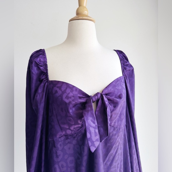 Urban Outfitters Puff Sleeve Satin Dress | Dark Romantic Halloween Party Dress L - Picture 4 of 8